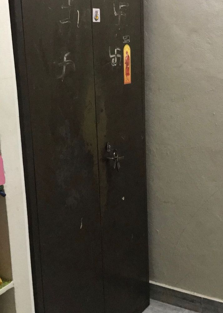 Steel Almirah/Wardrobe