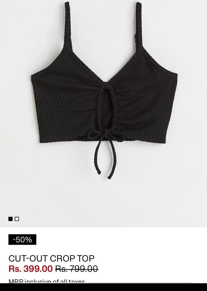 H&amp;M Cut-Out Crop Top