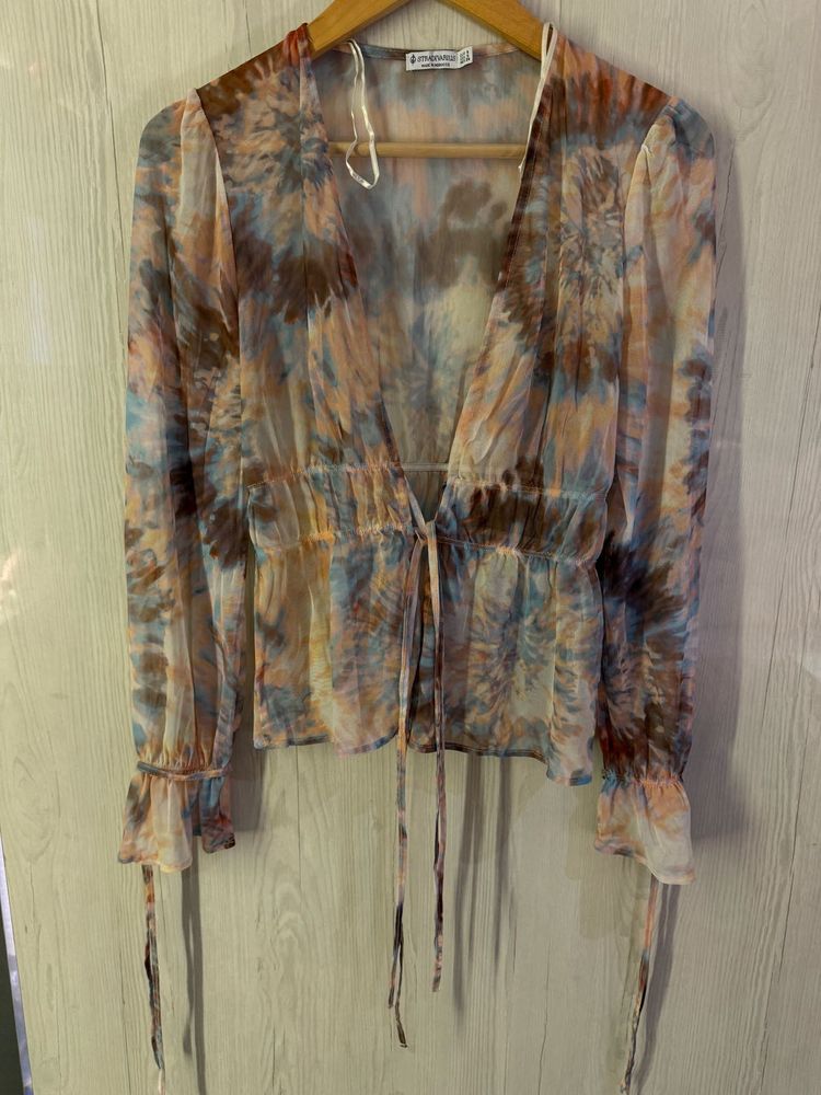 Beach Wear Kinds Top With Knots And Cute Sleeves