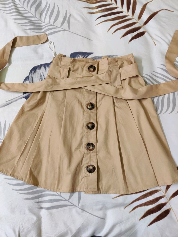 Buttoned Skirt 🌻