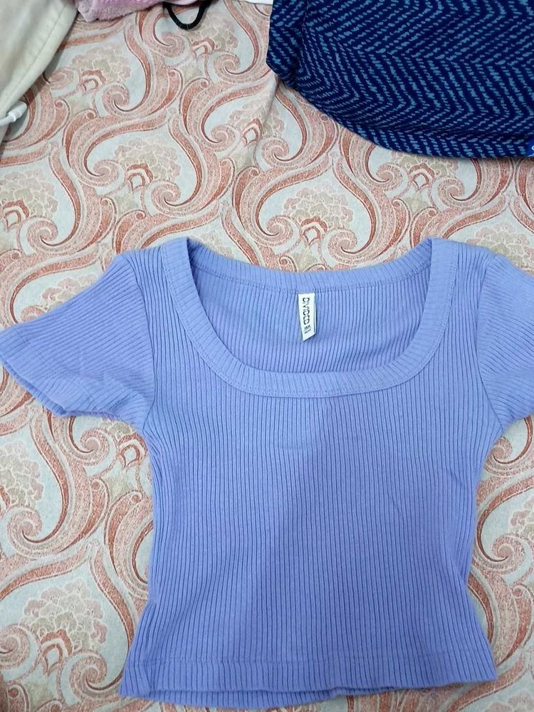 Cute Cropped Blue T-Shirt