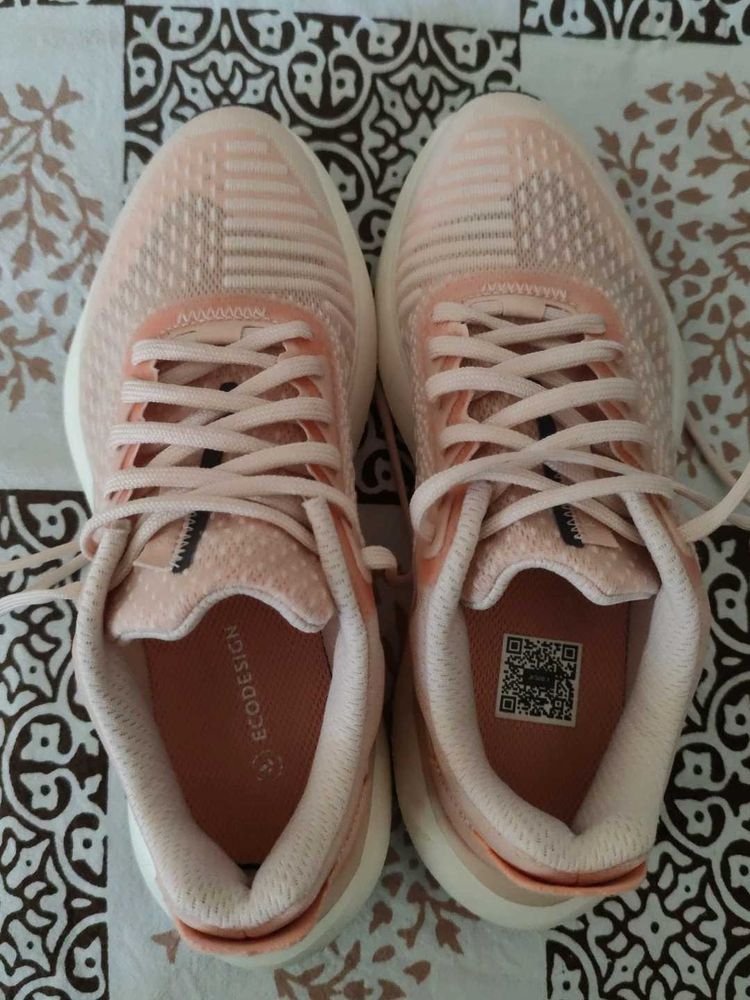 Decathlon Women Sport Shoes