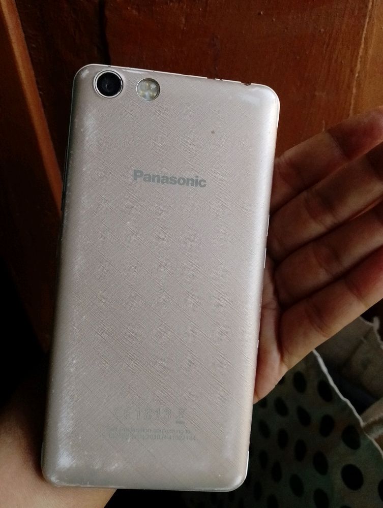 Panasonic P55 Novo