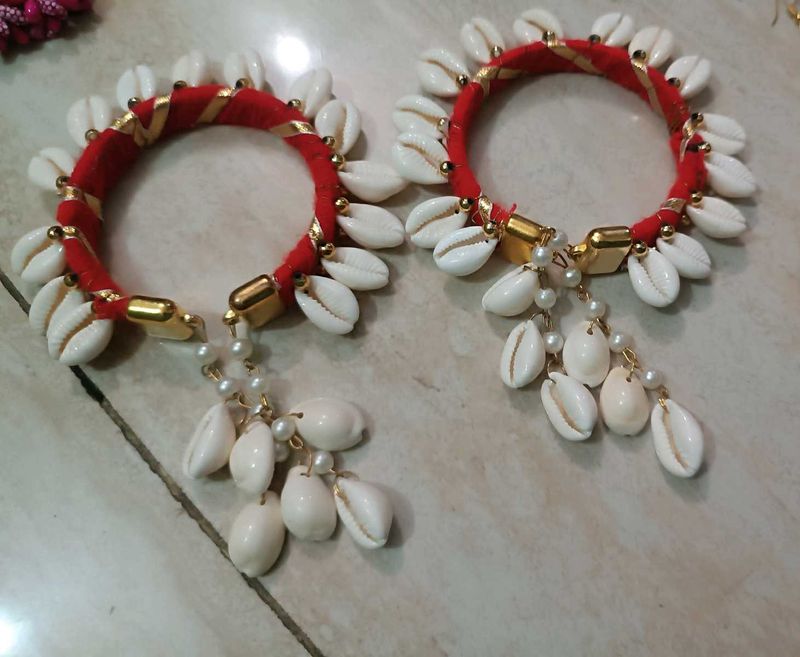 Seashell Bangle Set