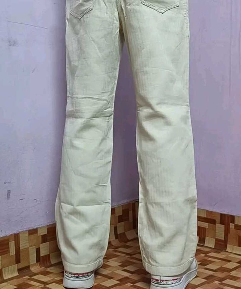 White Pant