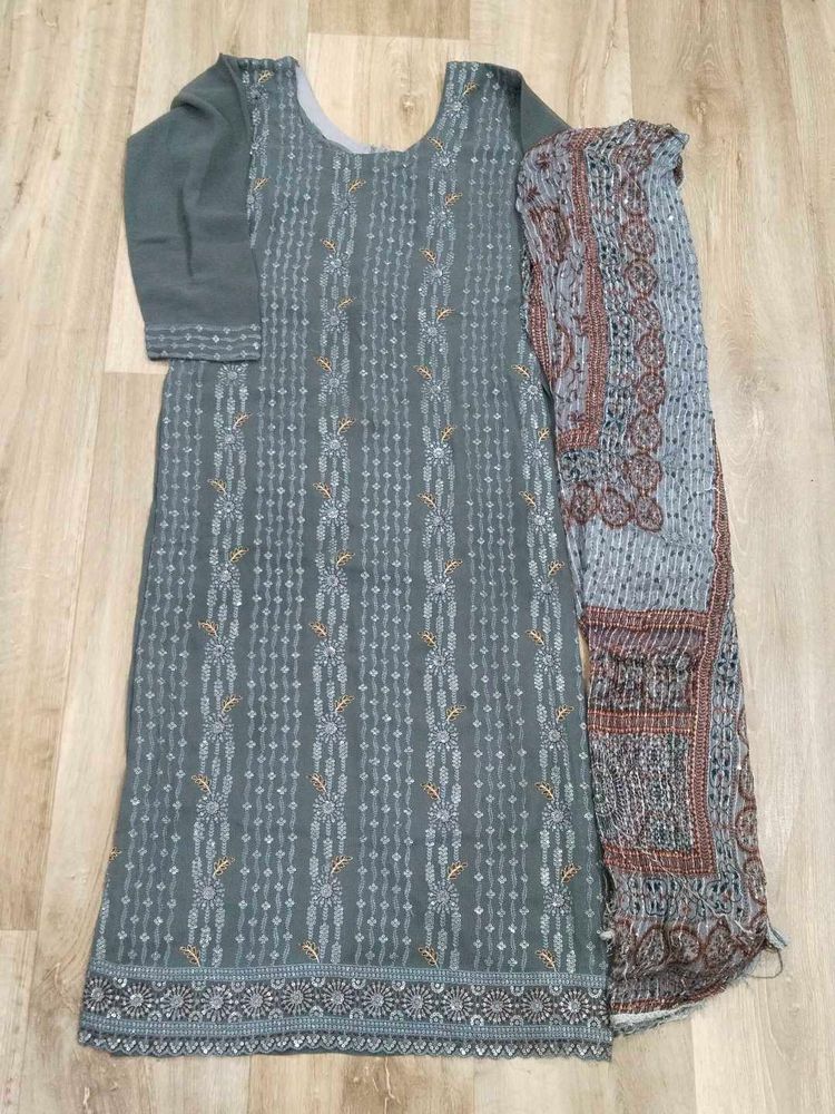 Embroidered Grey Dupatta Kameez Suit