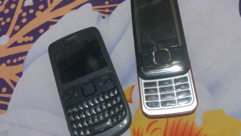 Vintage Nokia Phones