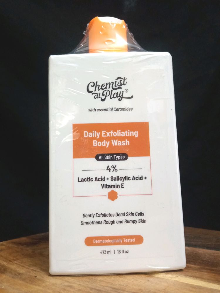 Chemist At Play Daily Exfoliating Body Wash - With 4% Lactic Acid, Salicylic Acid And Vitamin E