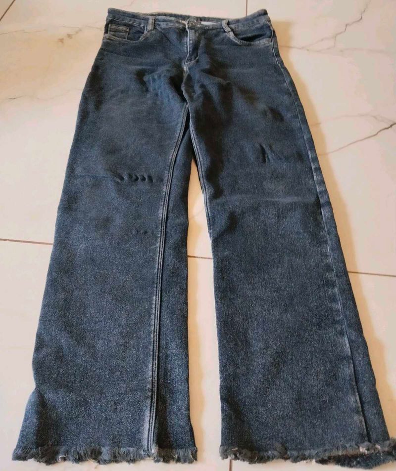 Straight Jeans