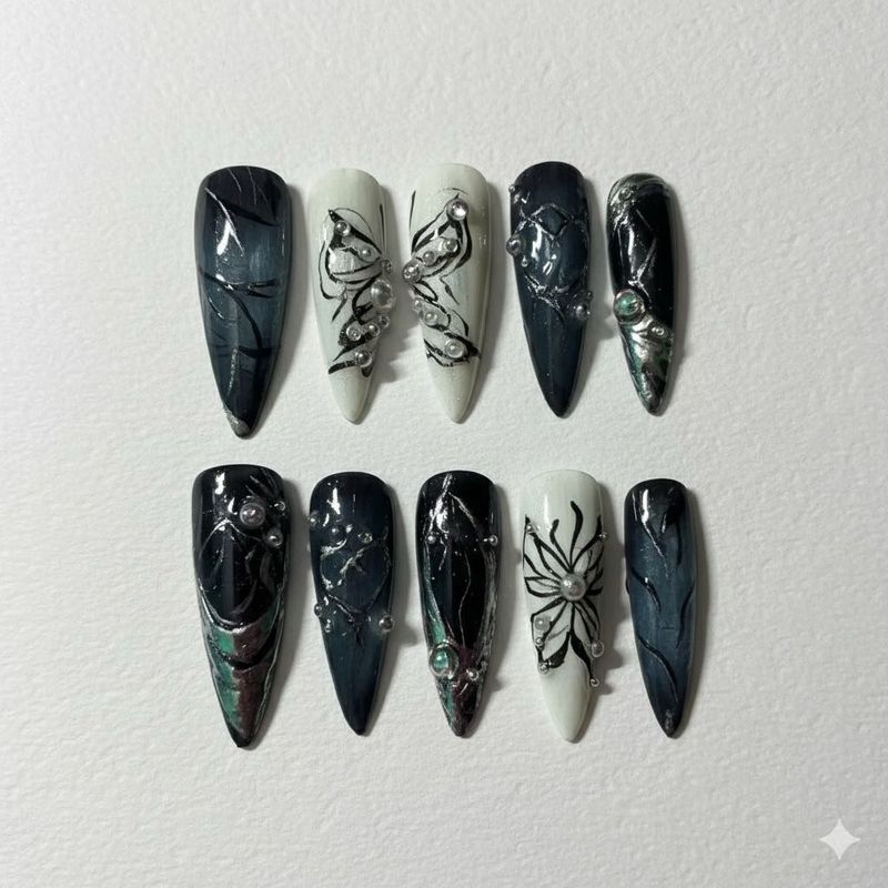 Press On Nails black butterfly