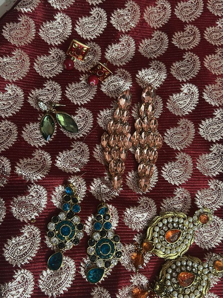 5 set of earrings