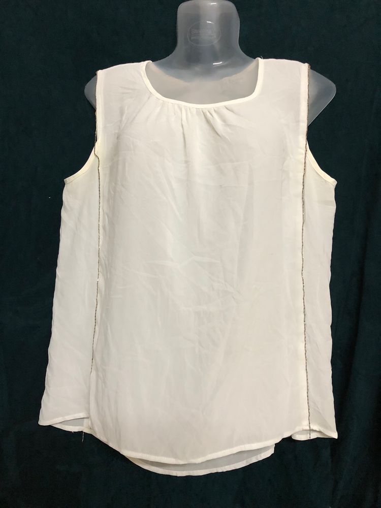 Red Queen White Sleeveless Top