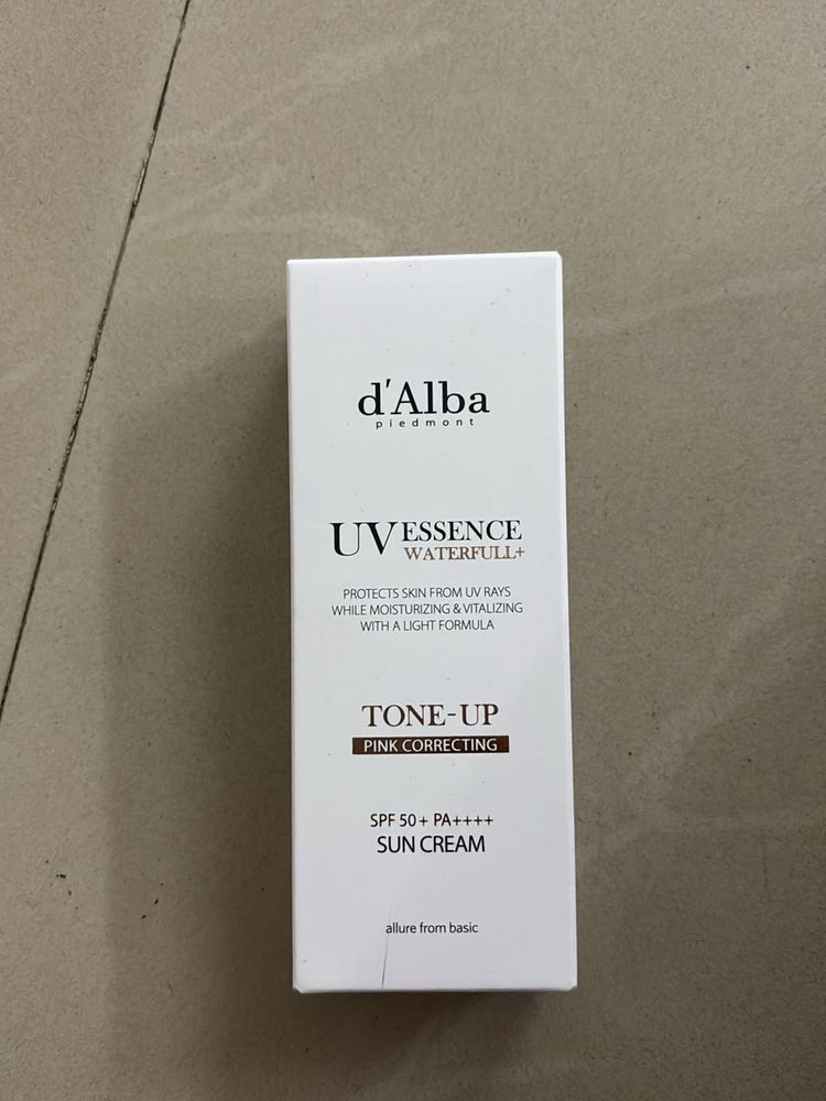 D’alba Tone up sunscreen
