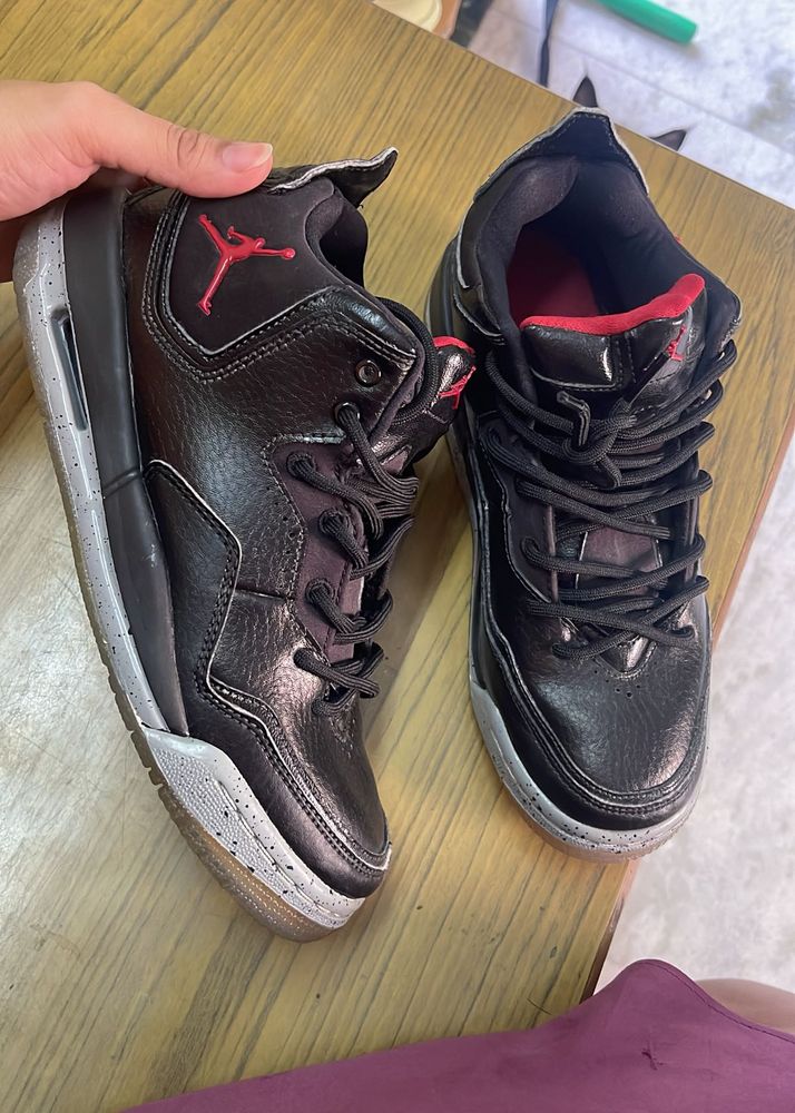 Jordan Sneakers