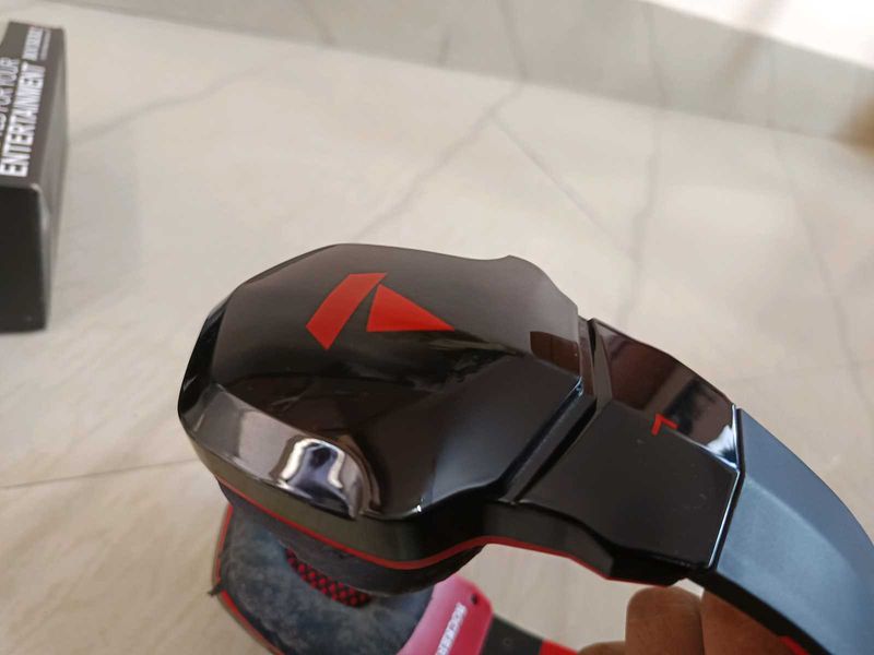 Boat Rockerz 510 Bluetooth Headphone