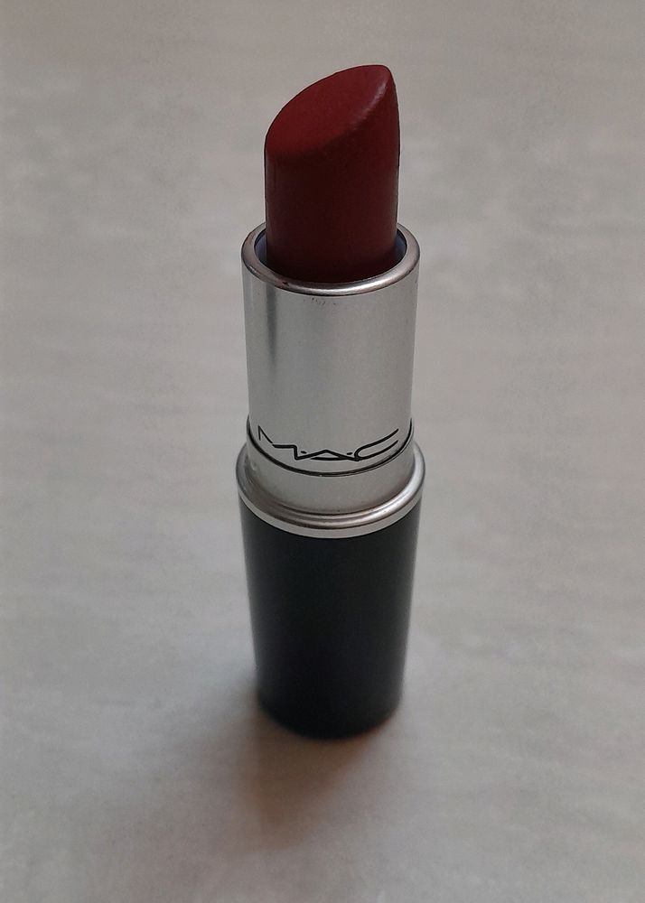 MAC ruby woo retro matte lipstick
