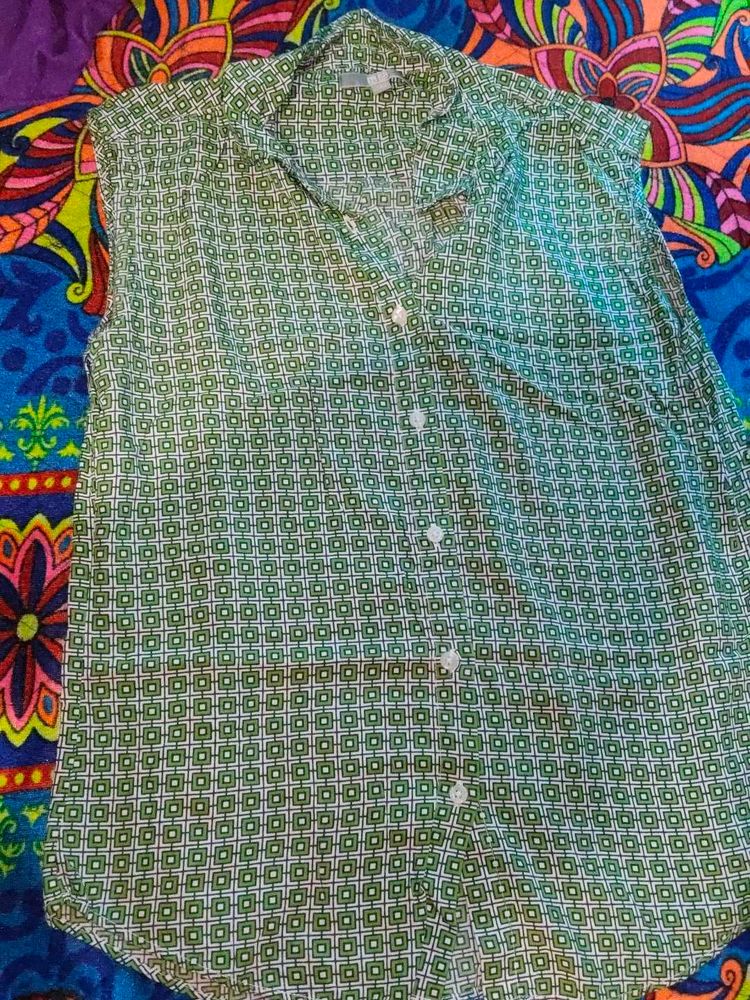 Patterned Sleeveless Top