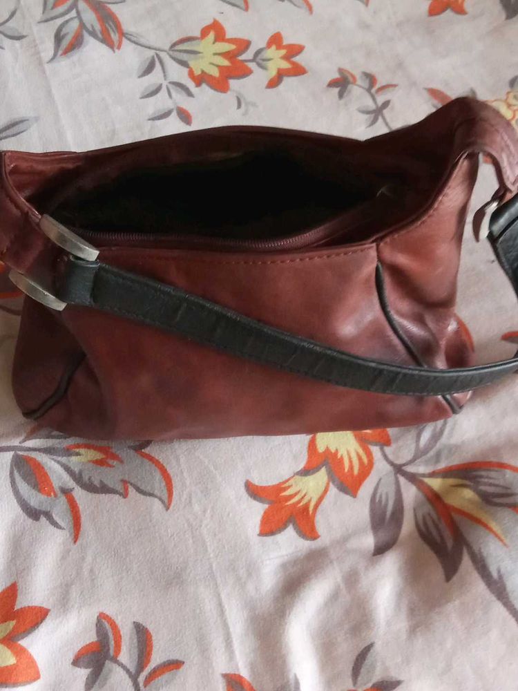 Ladies Hand Bag