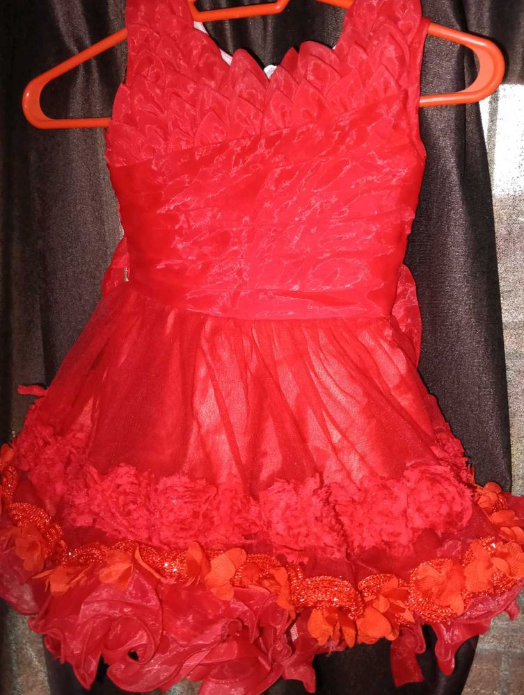 Red Sleeveless Dress