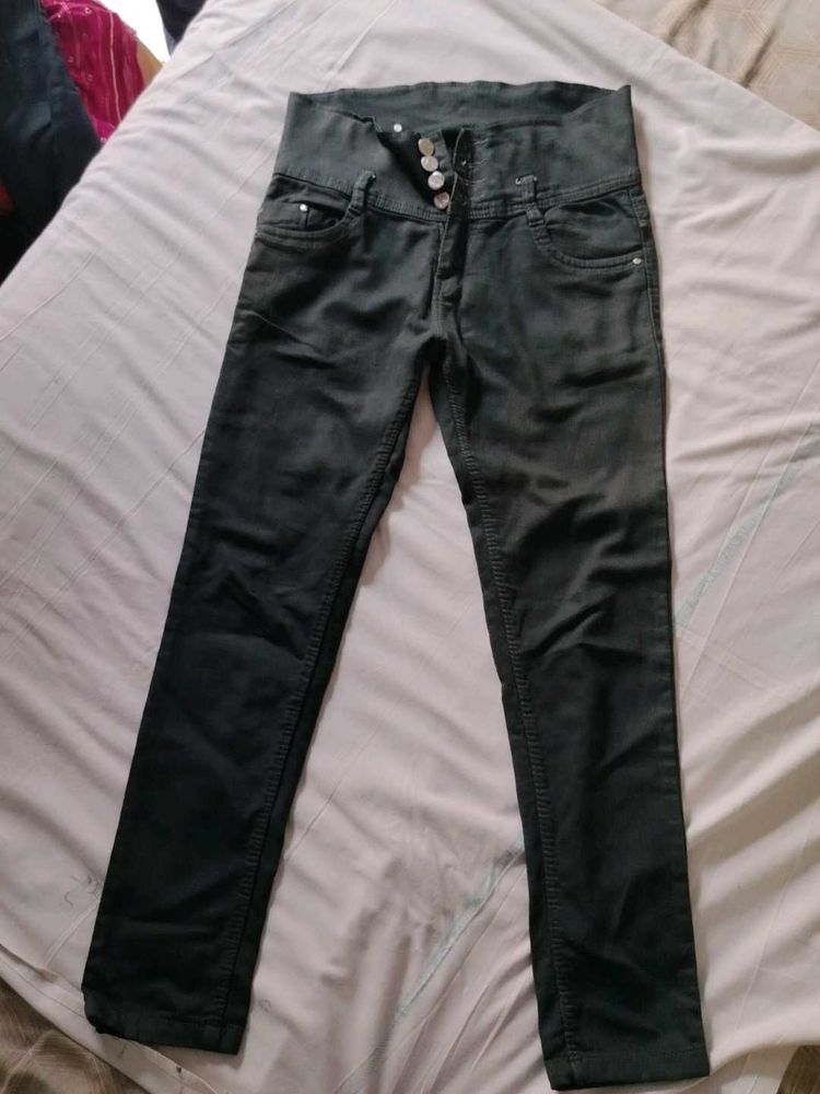 High Waisted Olive Green Jeans