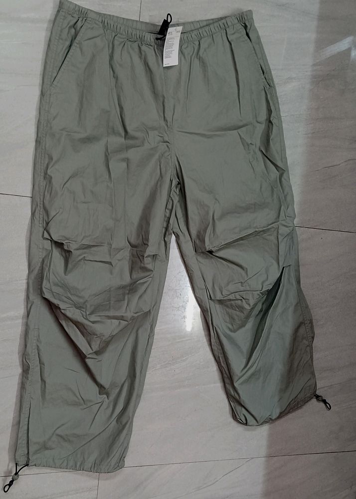 H&amp;M women parachute trouser