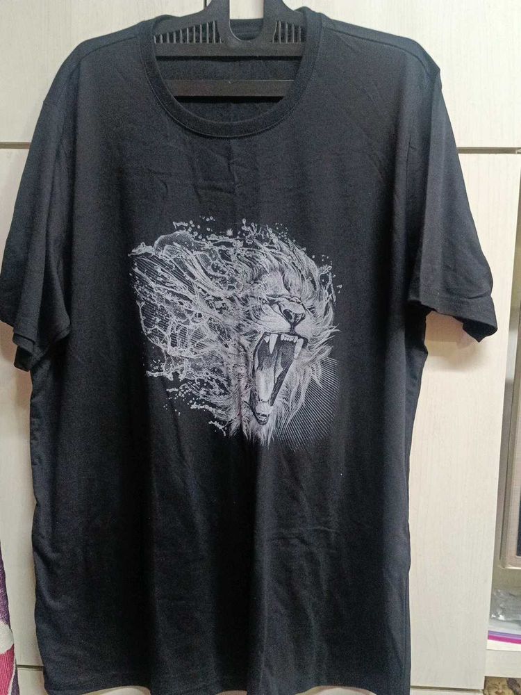 Very New Like Lion Printed T-shirt