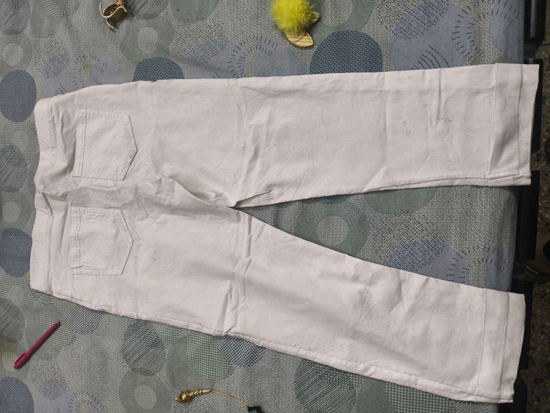 Cotton White Pants knee length 30 waist