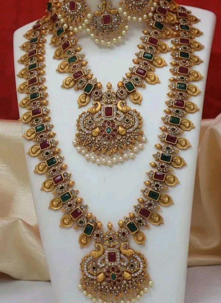 Elegant Gold-Plated Indian Jewelry Set