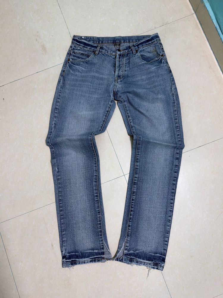 Vintage Wash Denim Jeans Embroidery Work Backside