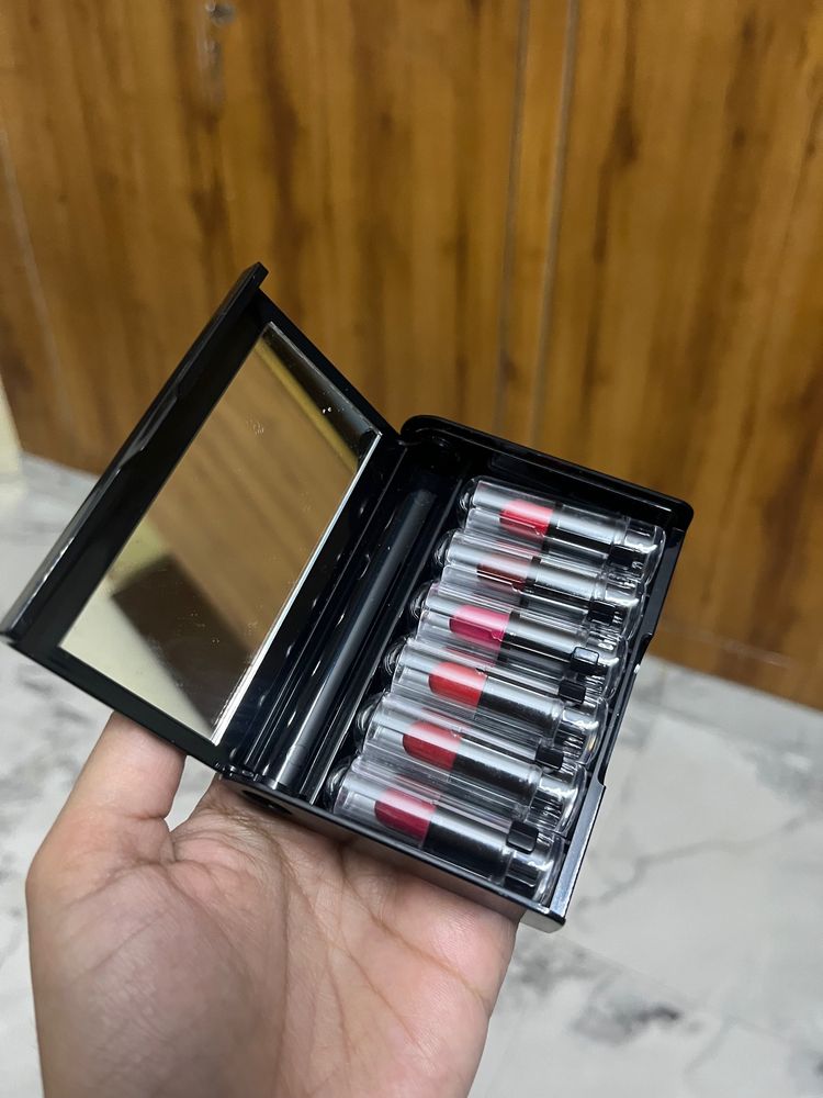 Attitude Amway Lipstick Travel Kit