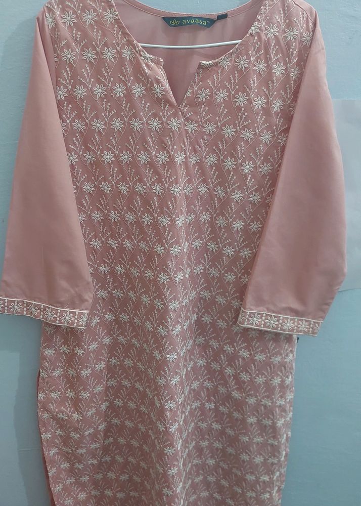 Avaasa Embroidered Kurti - Size M