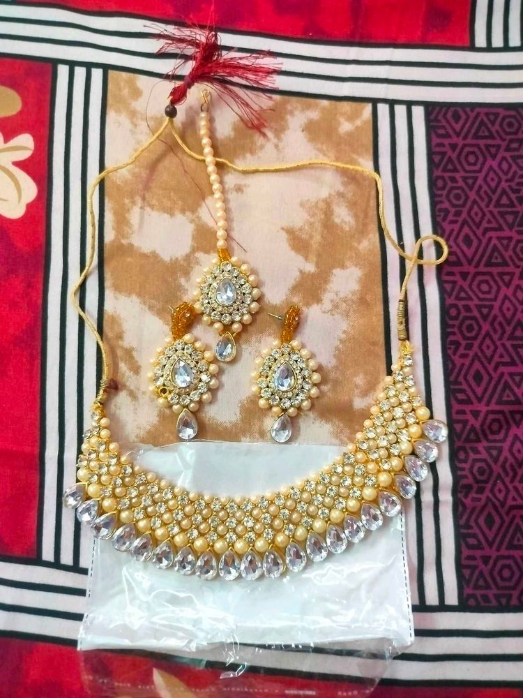Stone Necklace Set