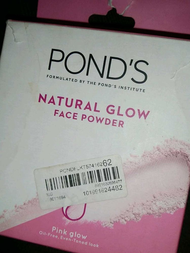 Pond&#39;s Natural Glow Face Powder