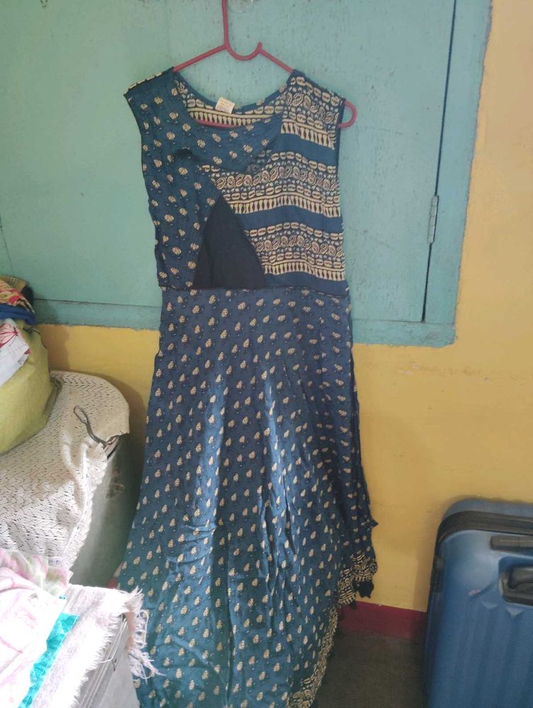 Blue Print Sleeveless Dress
