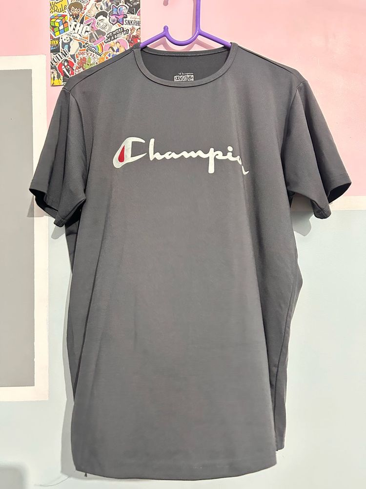 Athleta Champion Tshirt