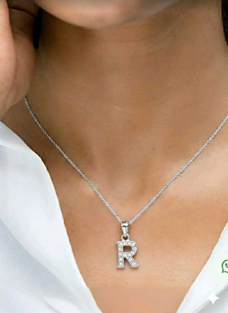 R Initial Necklace (it&#39;s fully untouched)