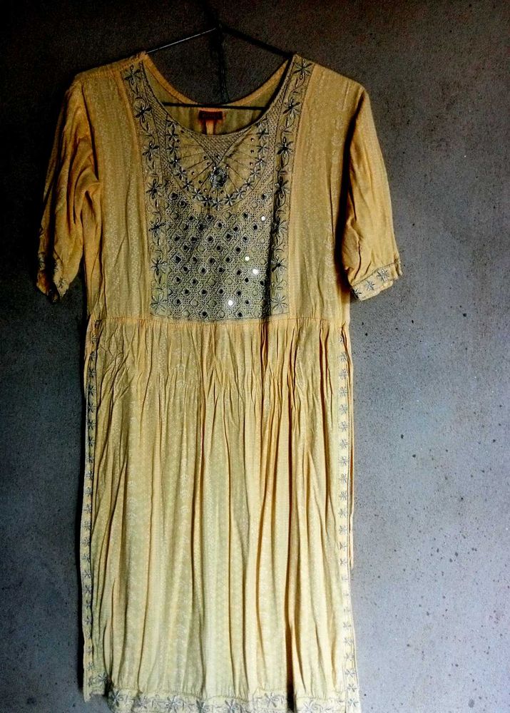 Embroidered Detail Dress
