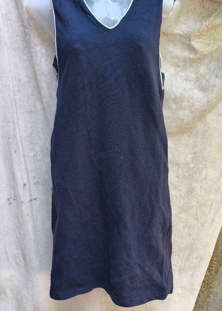 481212. Navy Sleeveless Dress
