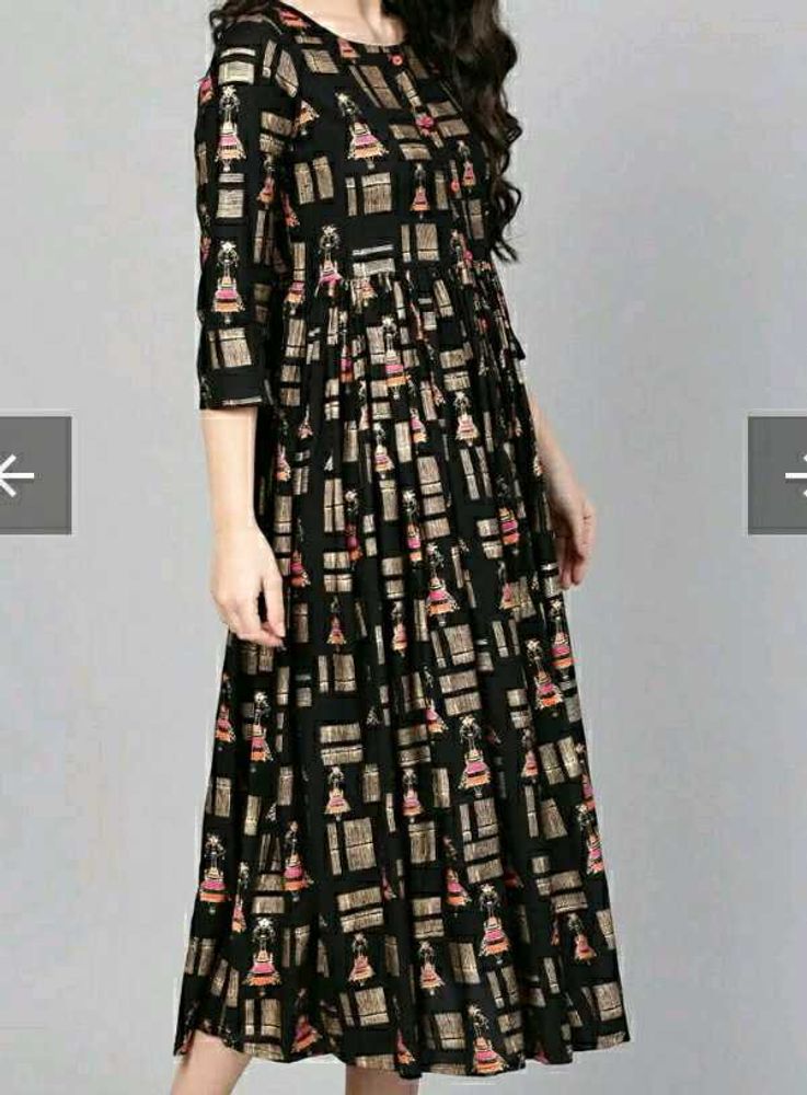 Black Printed 3/4 Sleeve Maxi Dress