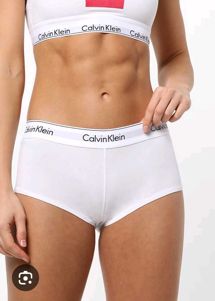 🇳🇿💫🔥 Calvin Klein White Boysort