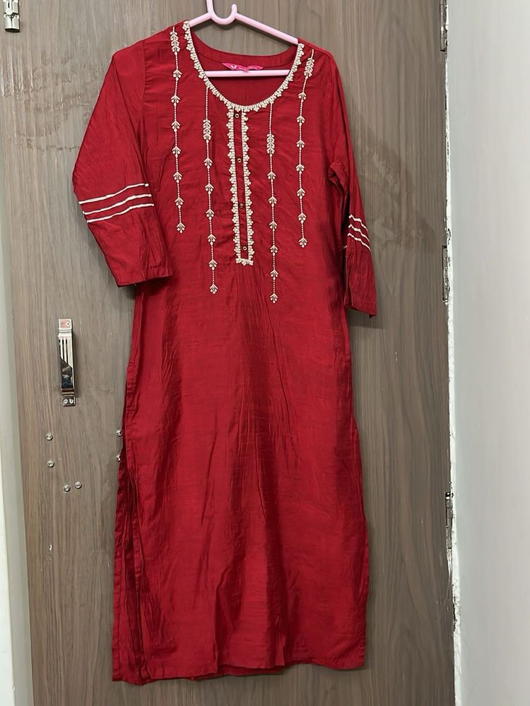 varanga  Elegant Red silk Kurta for medium