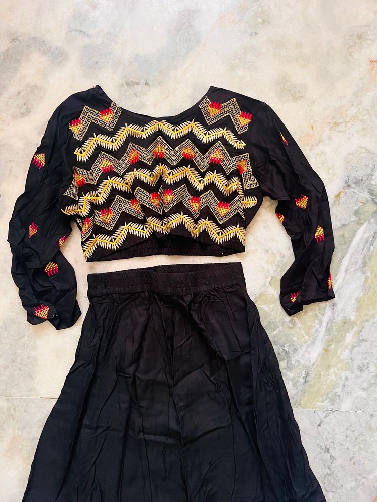Choli With Skirt🔥