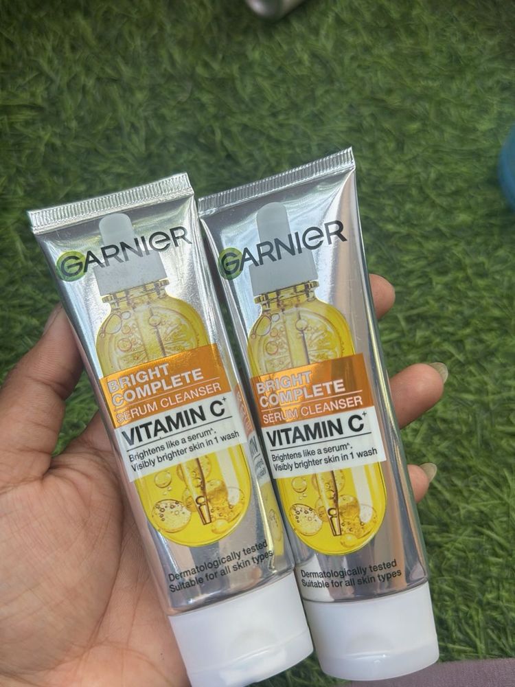 Garnier Vitamin C Serum Cleanser