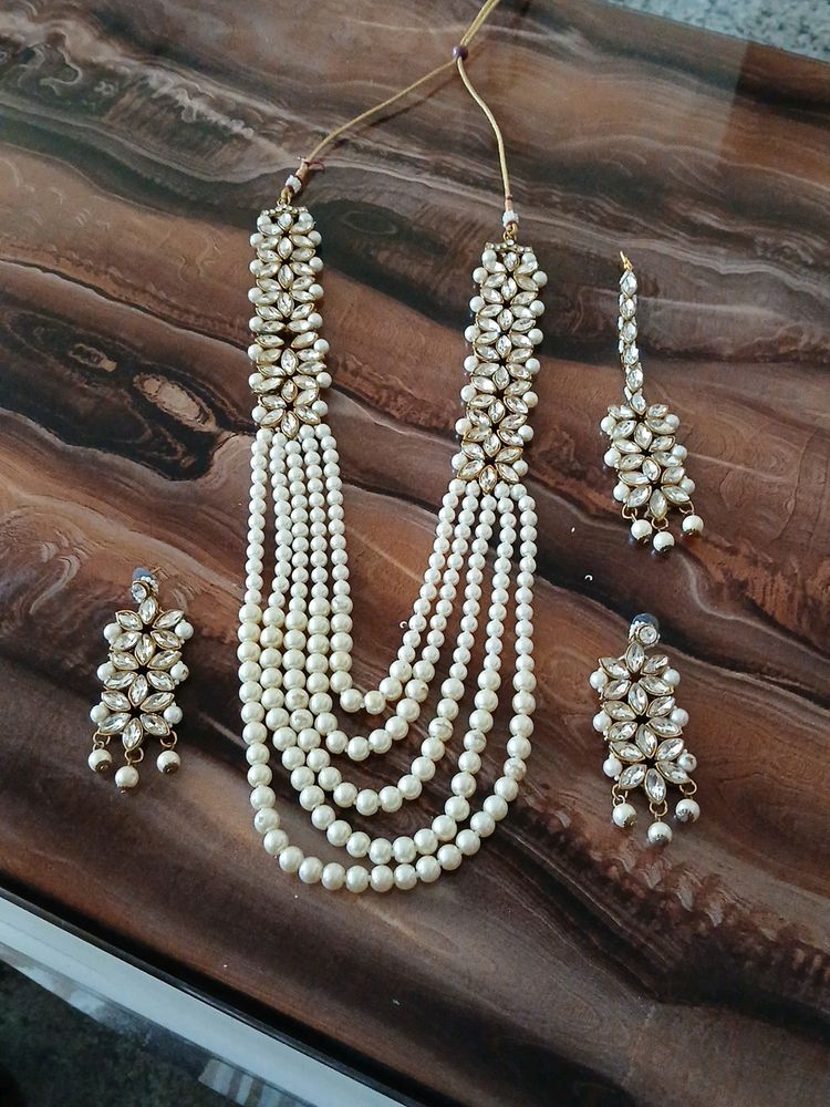 Jewelry Set Right Side 1 Hook Has Come,can Befixed