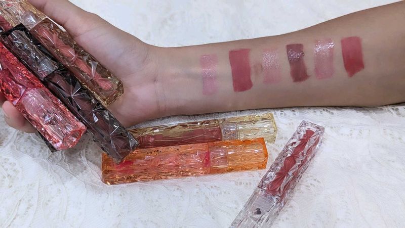 Matte Liquid Lipstick With Colour Changing Gloss