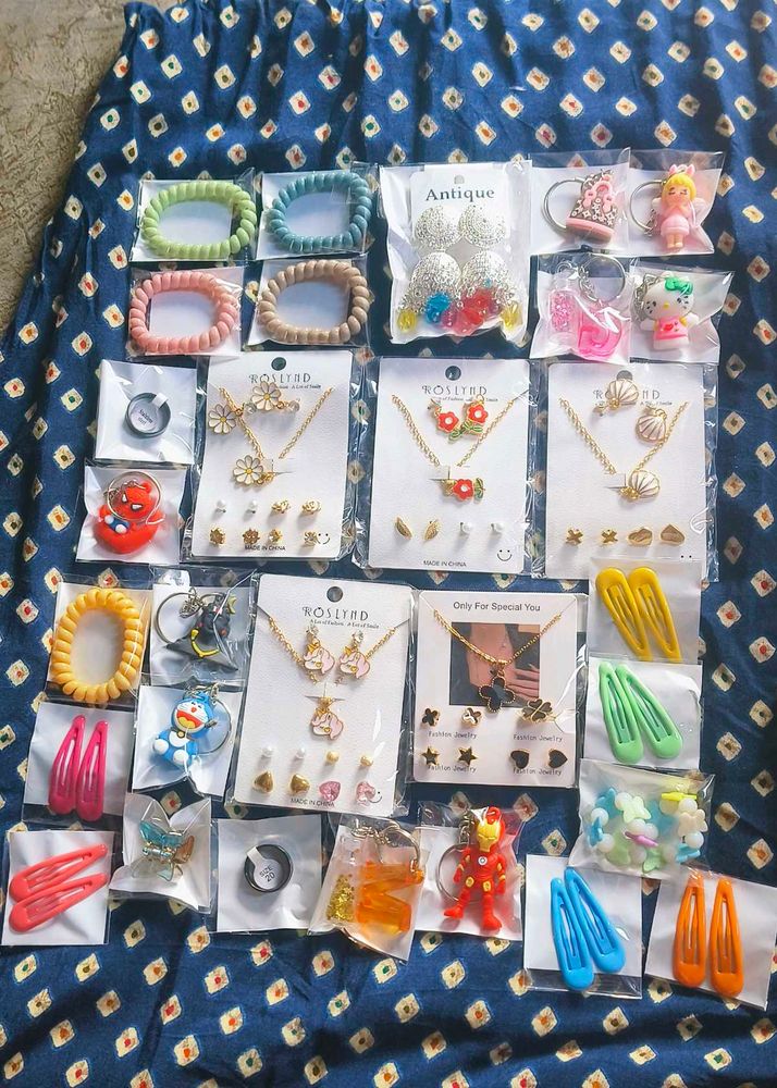 Keychain, Bracelet, Neckless Set I Can Choose Any