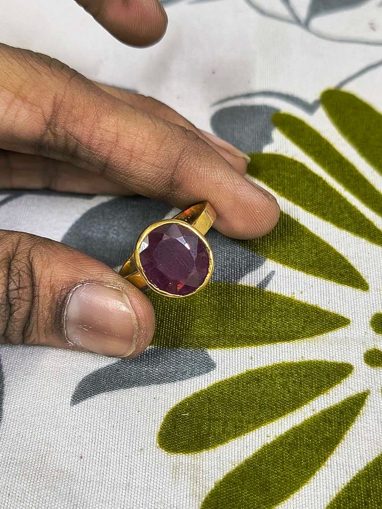 Original Natural Ruby 10 Ratti With GoldPlatedring
