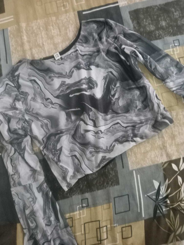 Marble Print Long Sleeve Top