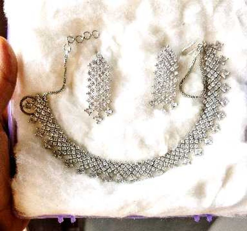 Elegant Necklace &amp; Earring Set