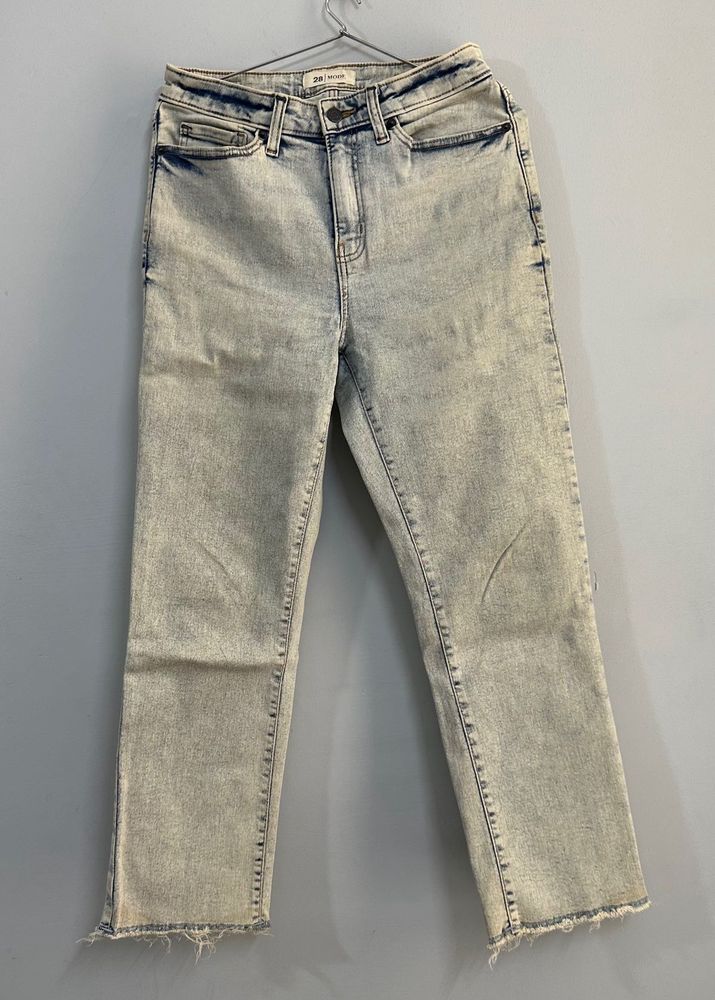 Jeans from red tape